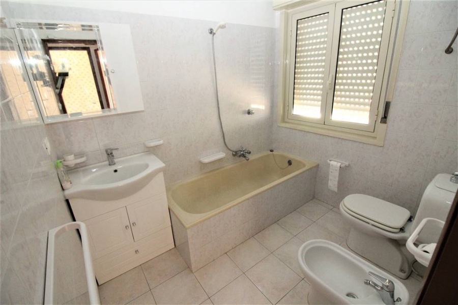 Casa indipendente VIA GRADISCA  - foto 4