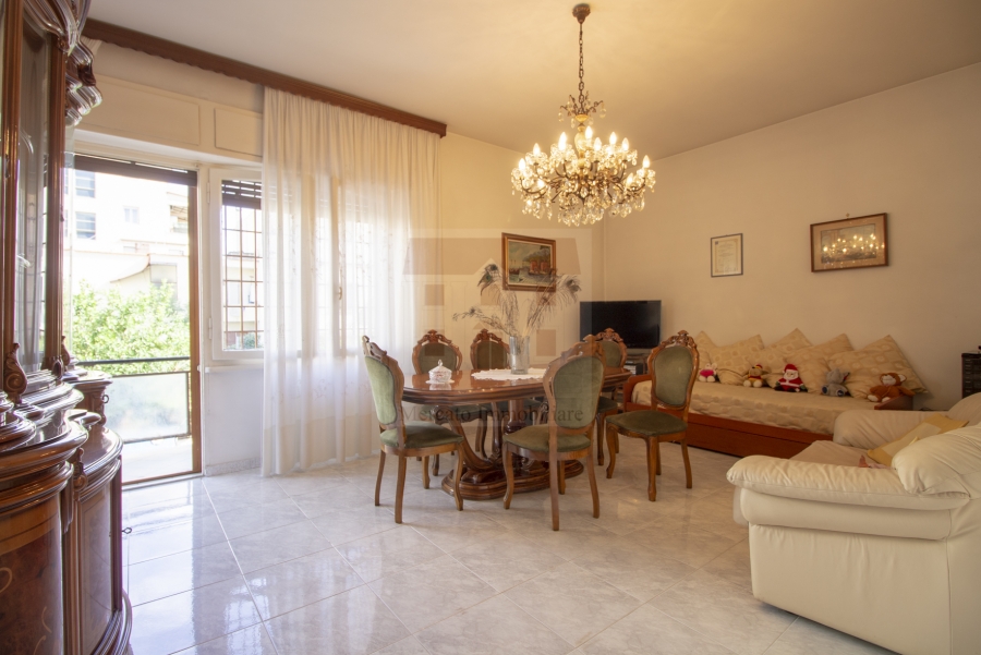 Appartamento Via Poggio Bracciolini  - foto 2