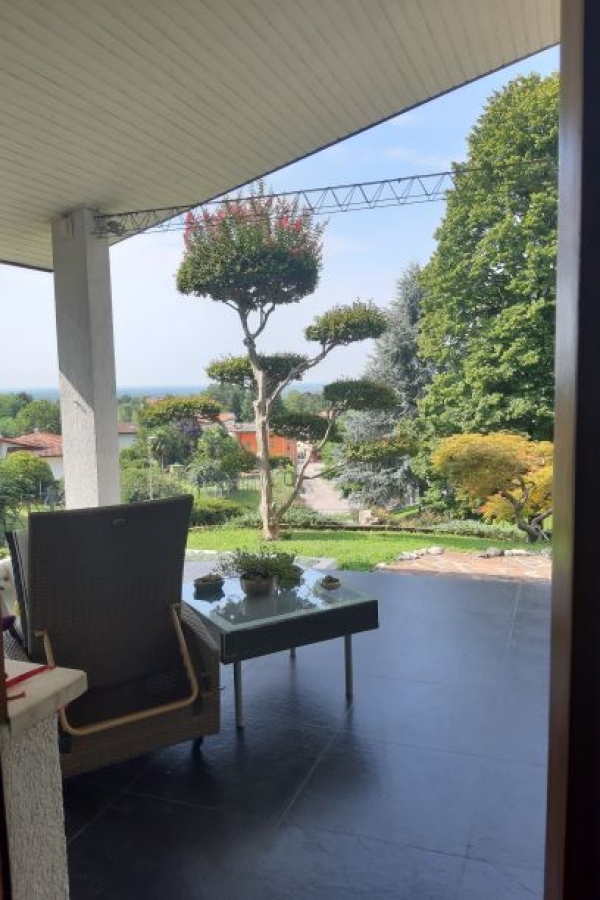 Villa centro, Moruzzo