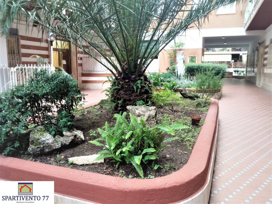 Appartamento VIA DELLE CANARIE  - foto 2