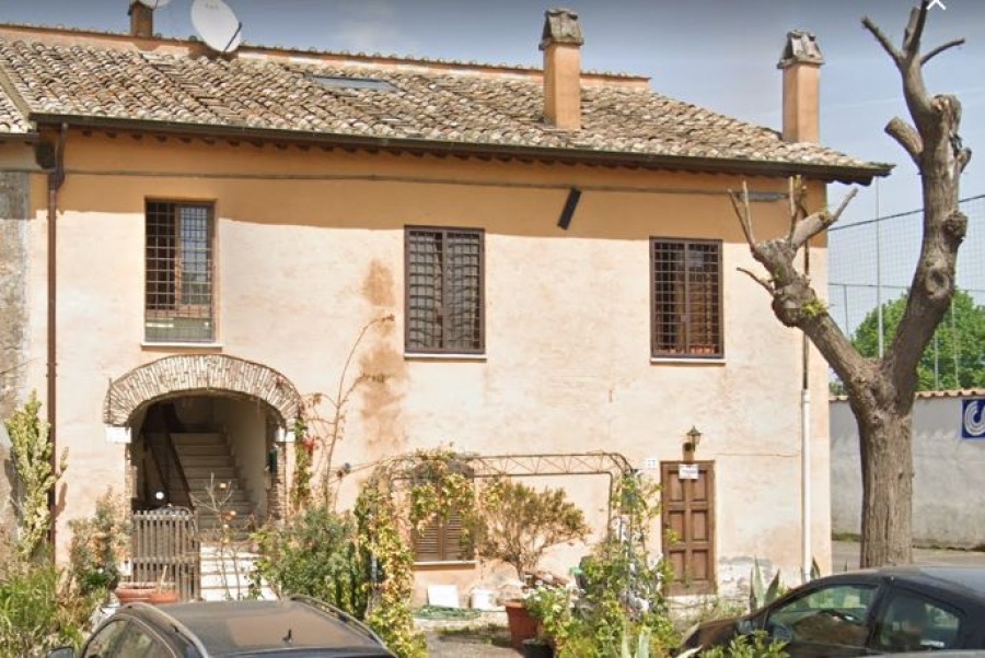 Appartamento PIAZZA CASTELLO DI PORCARECCIA  loading=