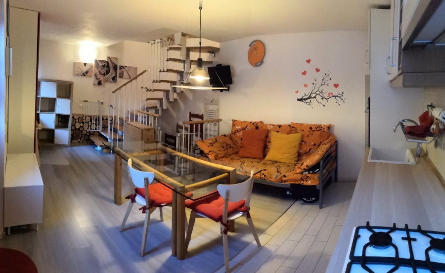 Porzione di casa  - foto 4