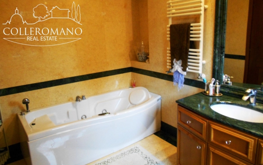 Villa Loc. Colleromano  - foto 13