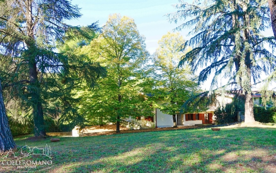 Villa Loc. Colleromano  - foto 3