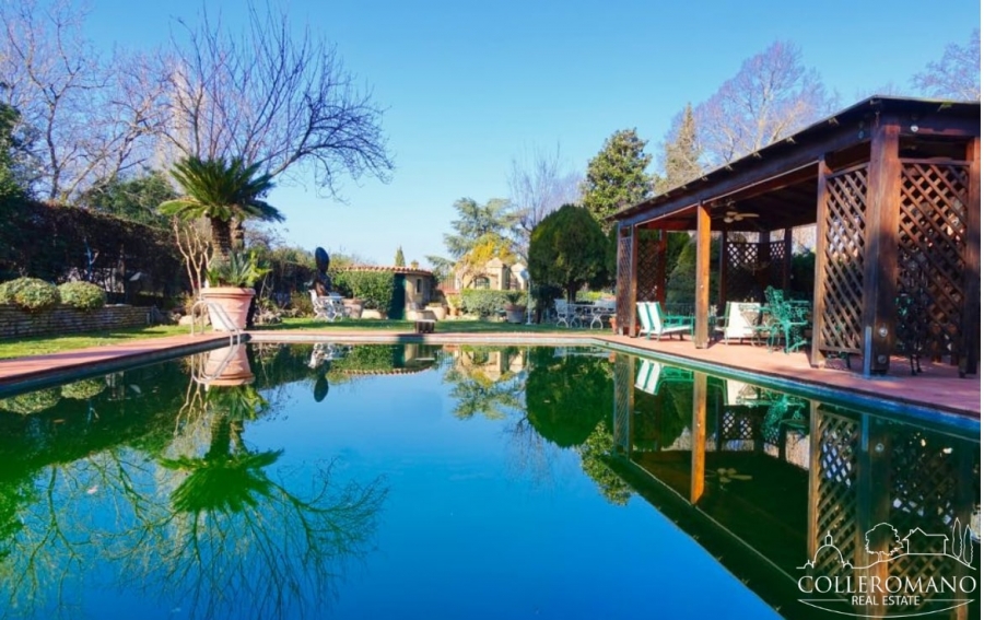 Villa Loc. Colleromano 