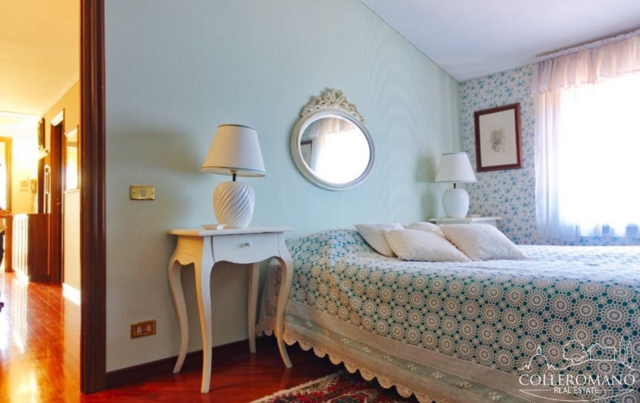 Villa Loc. Colleromano  - foto 20