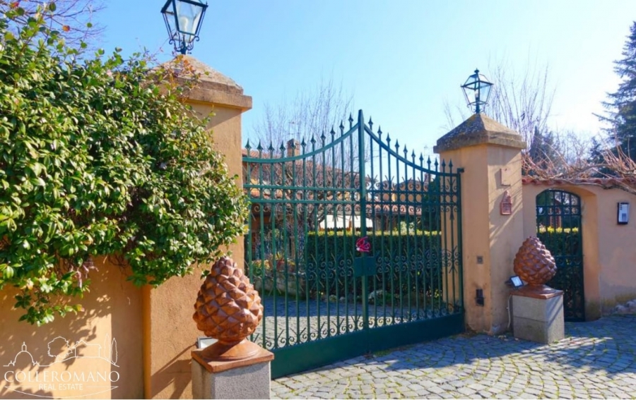Villa Loc. Colleromano  - foto 4