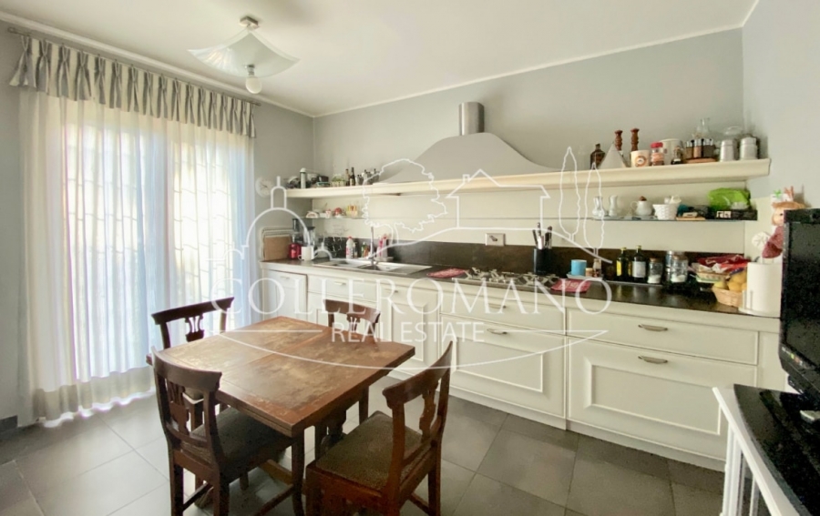 Villa Loc. Belvedere  - foto 12