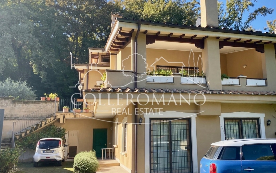 Villa Loc. Belvedere  - foto 2