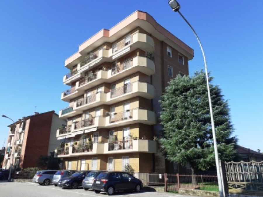 Appartamento via Carducci  - foto 13