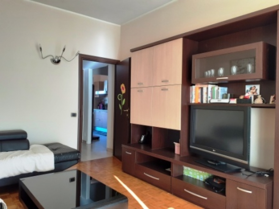 Appartamento via Carducci  - foto 7