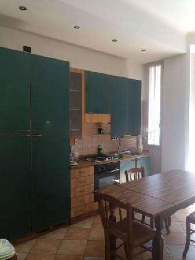 Appartamento via Cenisio  - foto 2