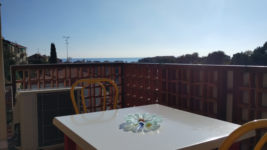 Appartamento via vecchia di peagna, 22  loading=