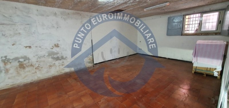 Box - Garage - Posto Auto Via Bartolo Longo 420  - foto 12