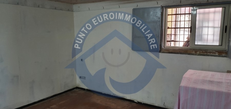 Box - Garage - Posto Auto Via Bartolo Longo 420  - foto 9