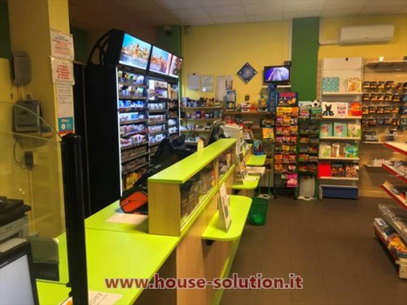 Attività  commerciale via puccini  - foto 2