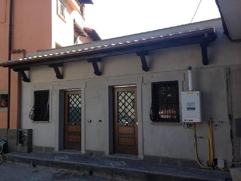 Appartamento Via AppiaNuova  - foto 2
