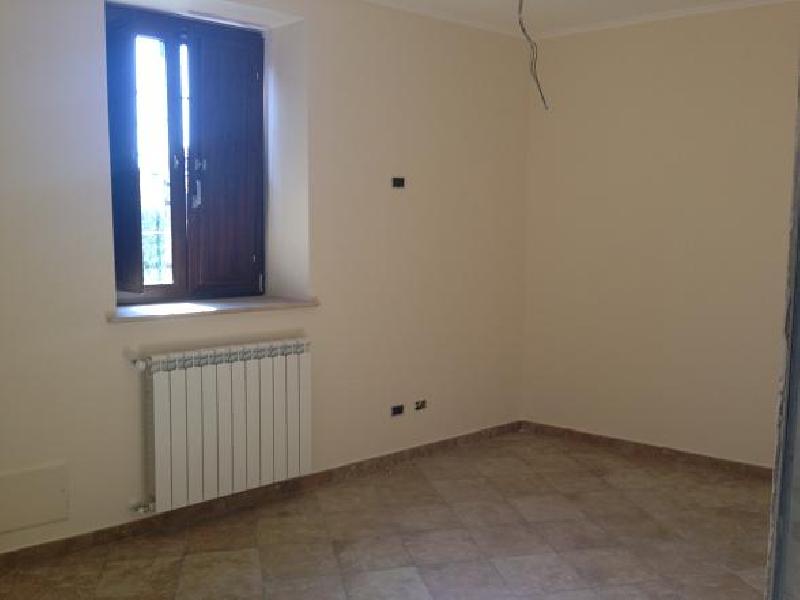 Appartamento Via AppiaNuova  - foto 4