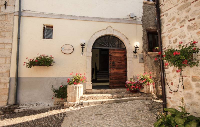 Appartamento Via della Fonte, 3  - foto 8