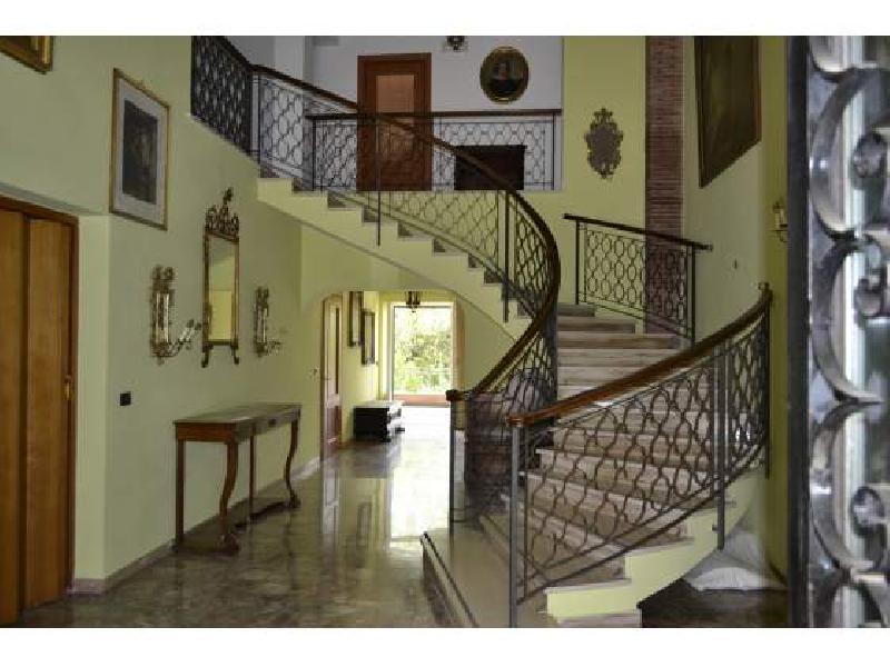 Villa via vincenzo cuoco  - foto 4