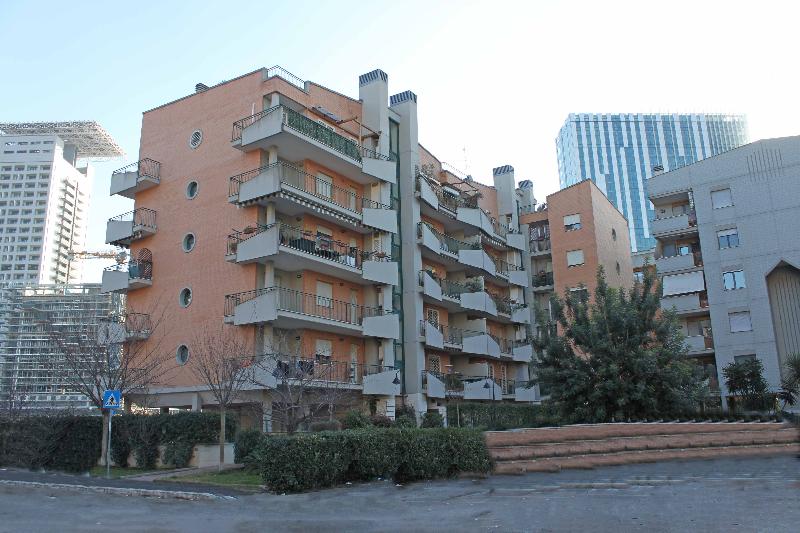 Appartamento Viale Avignone 