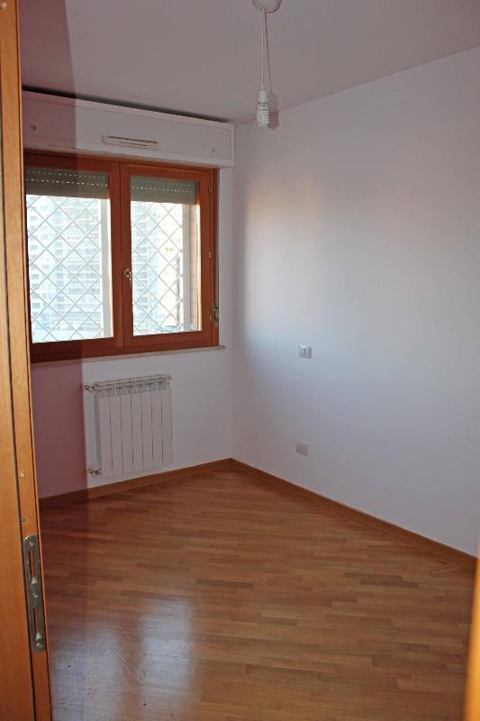 Appartamento Viale Avignone  - foto 5