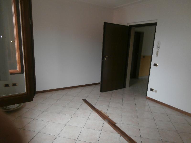 Appartamento via Raffaello  - foto 2