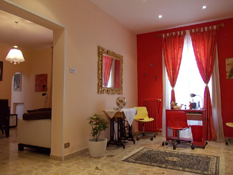 Appartamento via japigia, 26  - foto 2