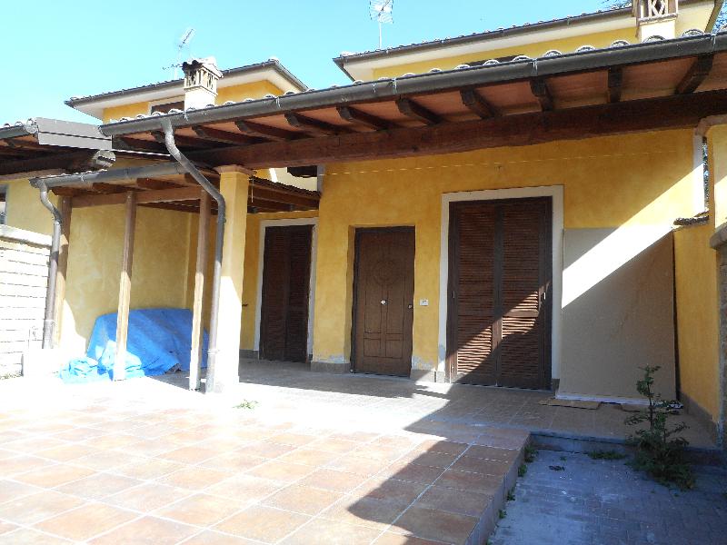 Villetta a schiera aranova  - foto 2