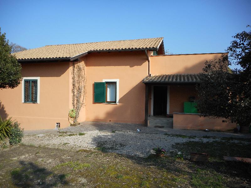 Villa via vittorio gauthier 