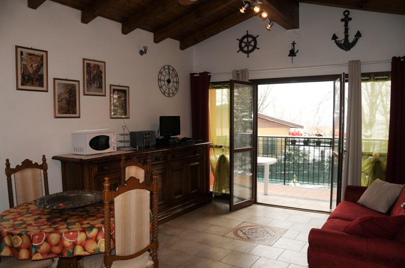 Appartamento via golfo 10  - foto 2