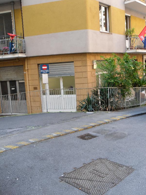 Ufficio Sampierdarena v. Laspezia  loading=