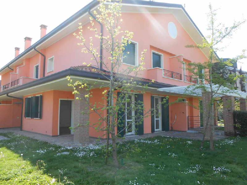 Porzione di casa Via Vittorio Veneto  - foto 2