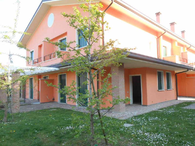 Porzione di casa Via Vittorio Veneto  - foto 3