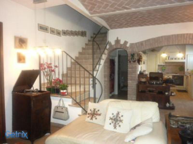 Porzione di casa via vignolese  - foto 3