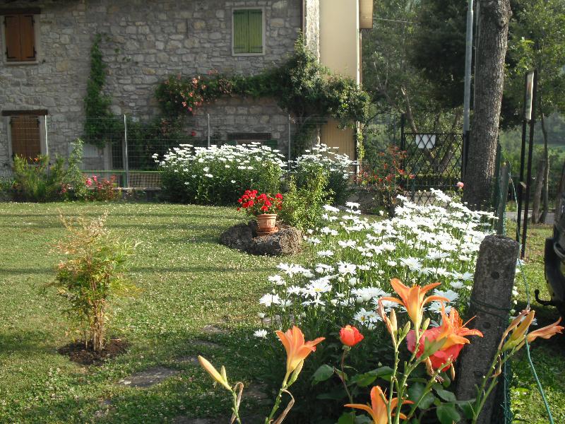 Casa singola frazione Giarola di Ligoncghio nr.19 42039 Reggio Emilia  - foto 18
