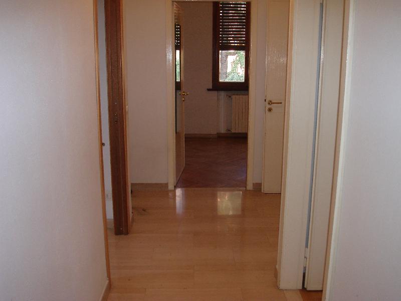 Appartamento via medaglie d'oro  - foto 4