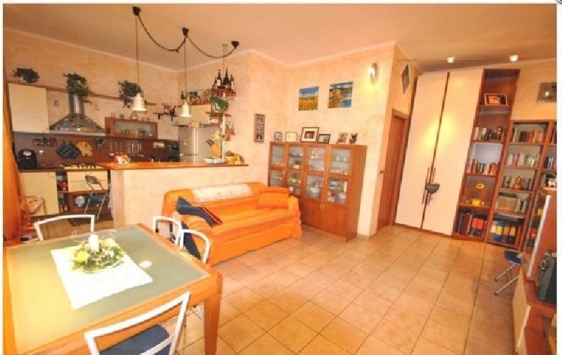 Appartamento Via Pollenzo 58  - foto 2