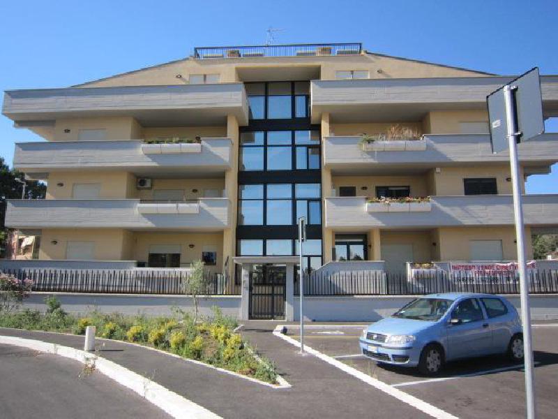 Appartamento via morsasco,80  loading=