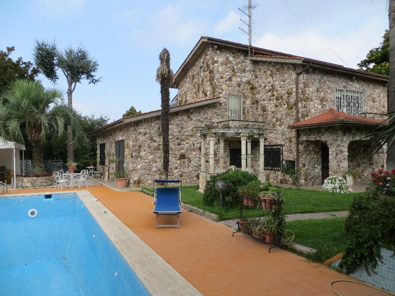 Villa VIA ELINI 