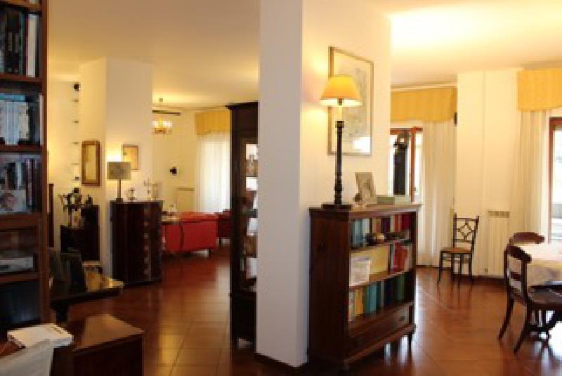 Appartamento via Emilia  - foto 2
