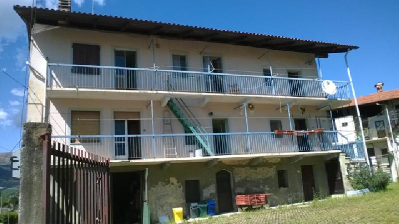 Casa indipendente Frazione Rolle, Forno Canavese