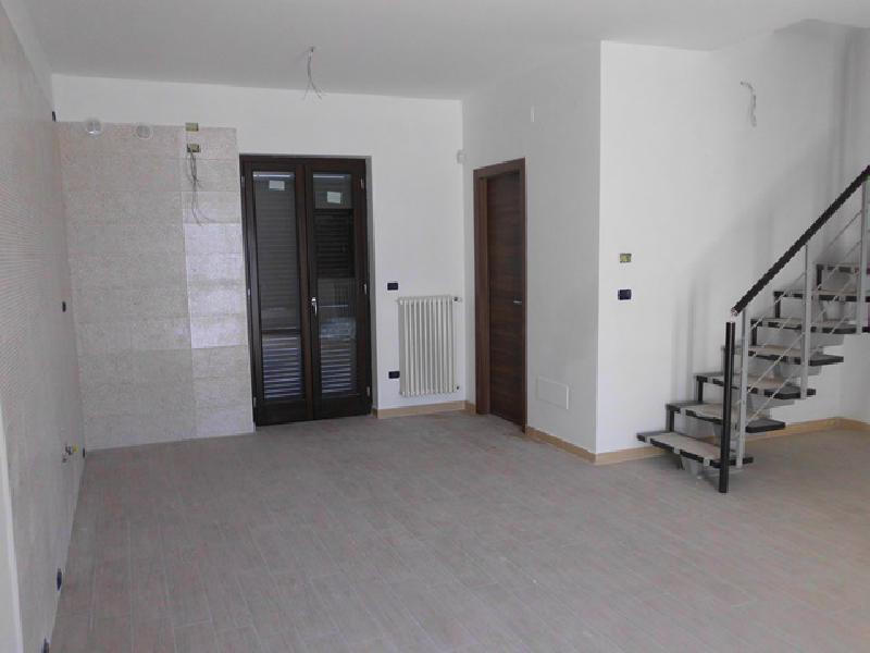 Villetta a schiera via ugo foscolo  - foto 4
