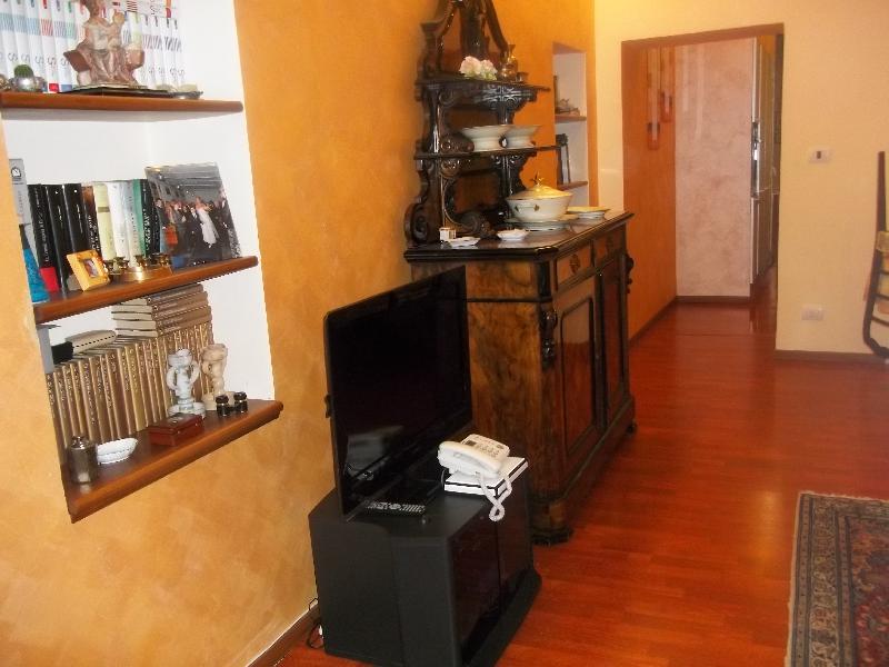 Appartamento VIA ZICCARDI 