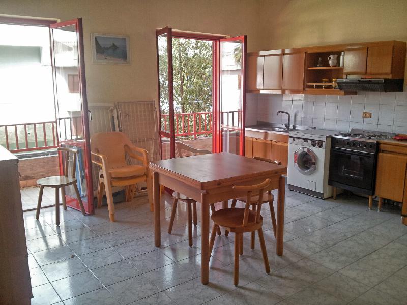 Appartamento Via Marina, Calalunga  - foto 3