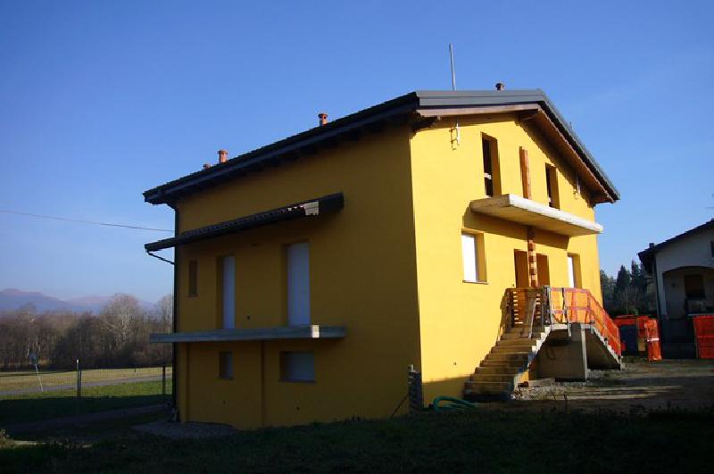 Villetta a schiera, Casnate con Bernate