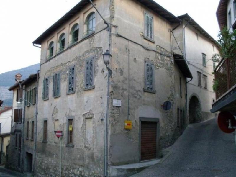 Palazzo - Stabile via IV novembre ang. via garibaldi  - foto 3