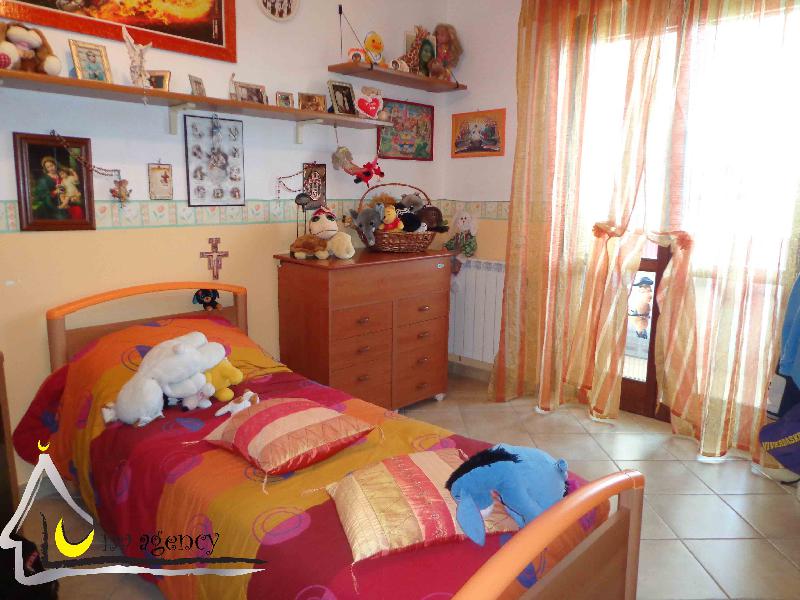 Villa Via Valentino Orsolino Cencelli  - foto 13