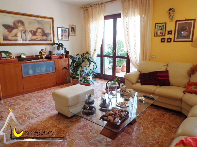 Villa Via Valentino Orsolino Cencelli  - foto 7