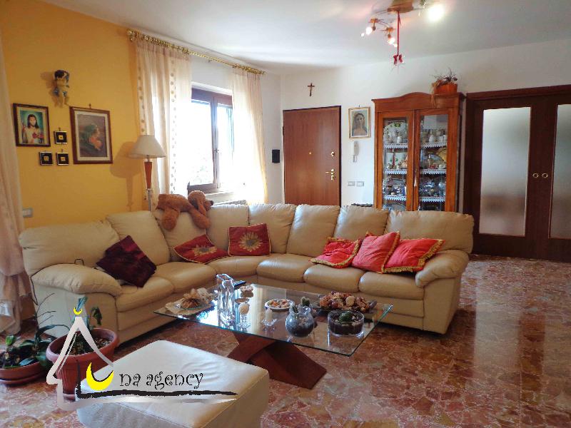 Villa Via Valentino Orsolino Cencelli  - foto 8
